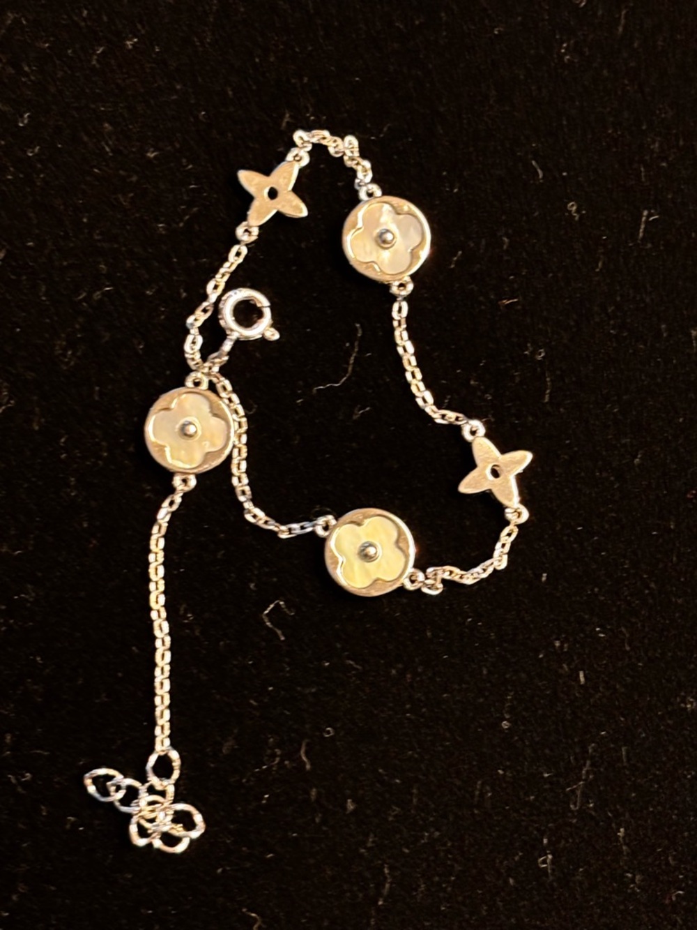 Clover & Spade Chain Bracelet in Silver NWOT